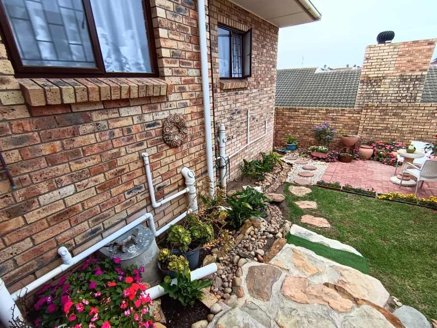 3 Bedroom Property for Sale in Jeffreys Bay Central Eastern Cape